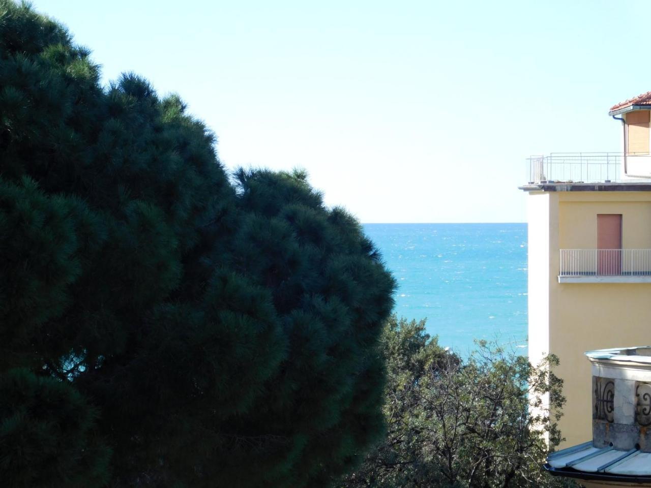 Attico Spazioso E Con Vista, Levanto Exterior photo